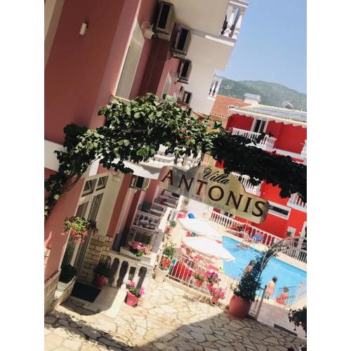 Villa Antonis
