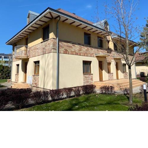 Villa Apartman - Hotel OTP Balatonszemes