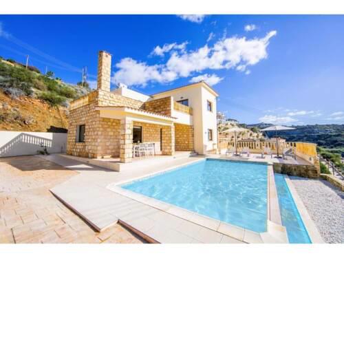 Villa Aqua View - Three Bedroom with Private Swimming Pool