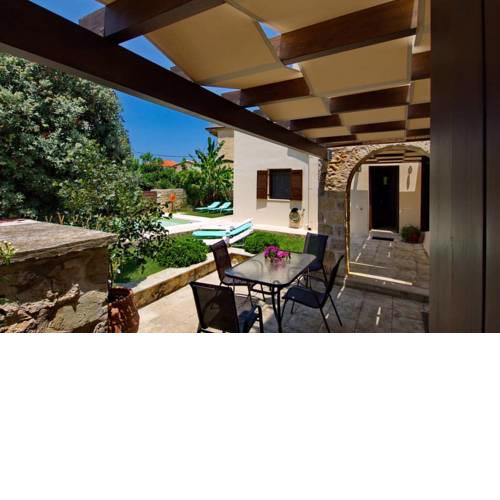 Villa Argiro