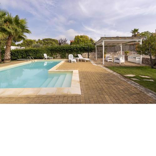 Villa Arisa with pool