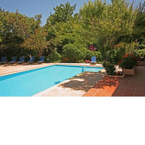 Villa Armonia Apts