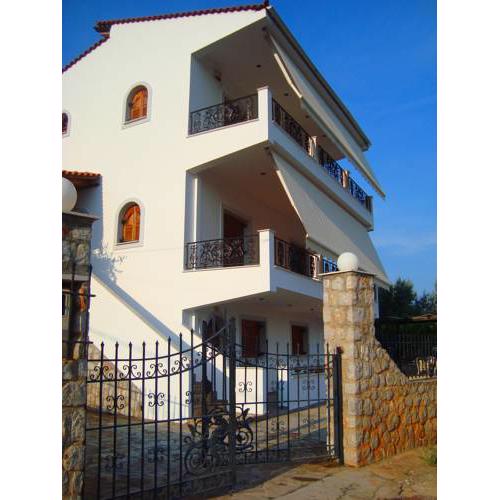 Villa Assariya | Korfos