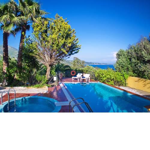 Villa Atlantis