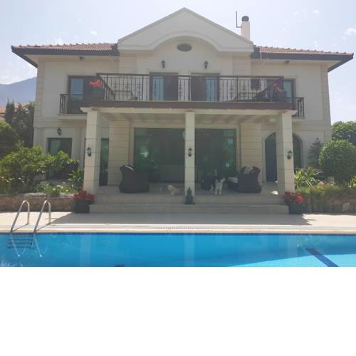 Villa B&B