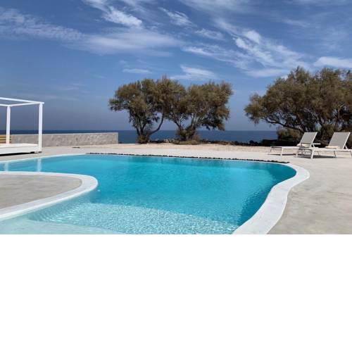 Villa Beltramo Santorini 2 bedroom private pool villa