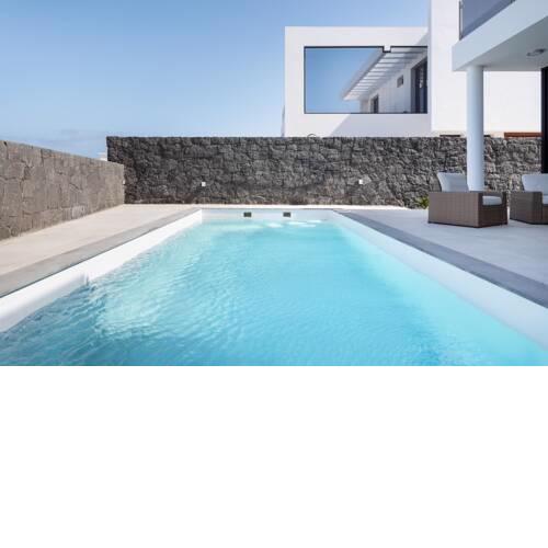 Villa Berniente - Modern 3 Bedroom Villa - Great Sea Views - Perfect for Families