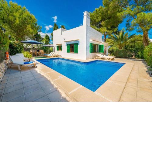 Villa Binimelis