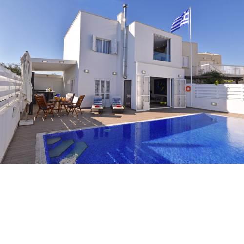 Villa Blue Phoenix