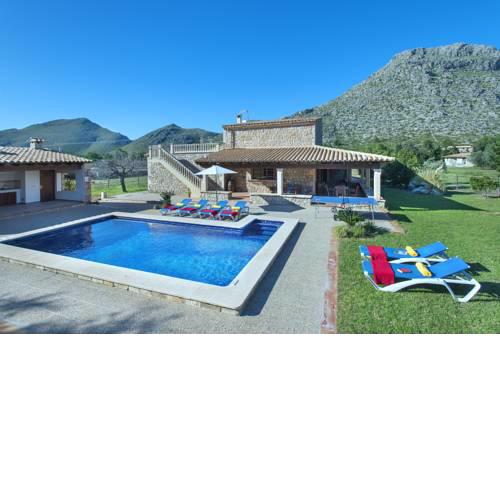 Villa Boquer Walking Distance to the Beach