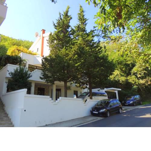Villa Budvanka Guesthouse