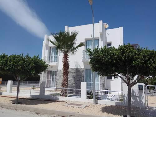 Villa Caesar Beach