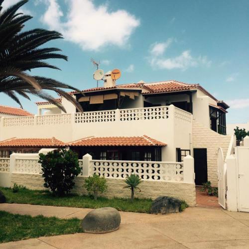 VILLA CALETA
