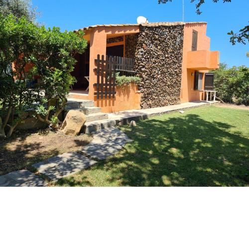 Villa caposchiera a 500 metri dal mare