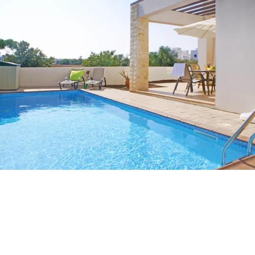 Villa Cara