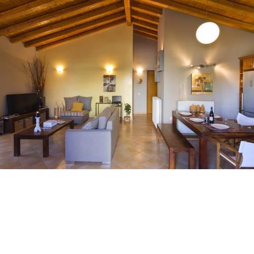 Villa Caramel