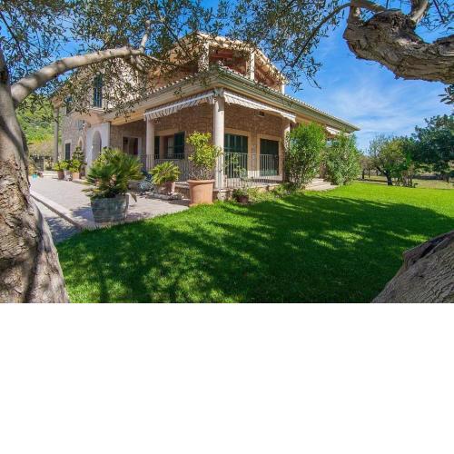Villa Cas Mestre con piscina en entorno rural