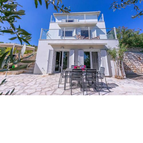 Villa Celaeno