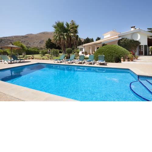 Villa Cipreses