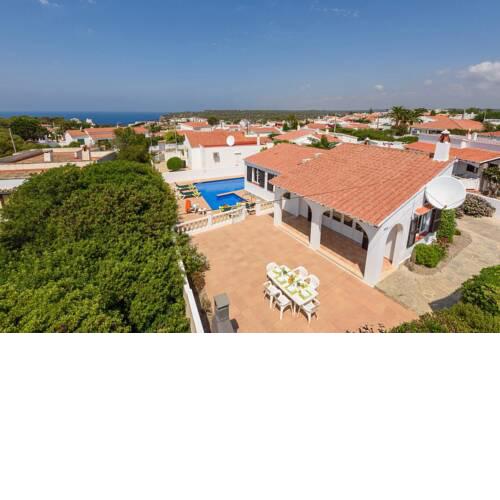 Villa CLAUDIA bonita