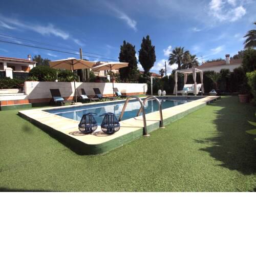 Villa Colibrí, Villa Mediterranea