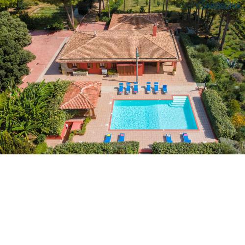 Villa con piscina privata e SPA a 2km dalla spiaggia