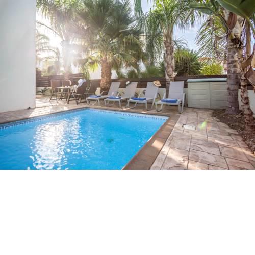 Villa Costas