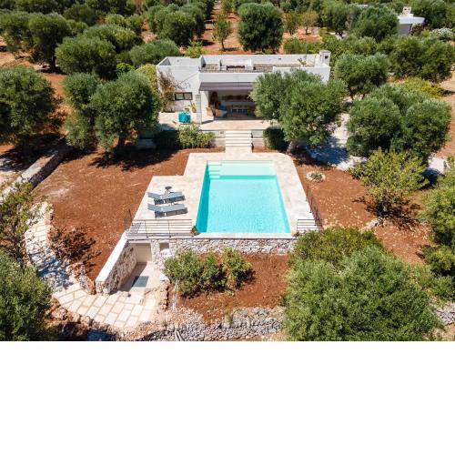 Villa Dahlia by BarbarHouse