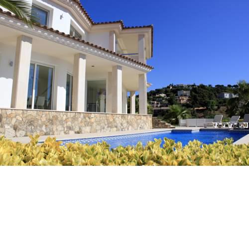 Villa De Oro