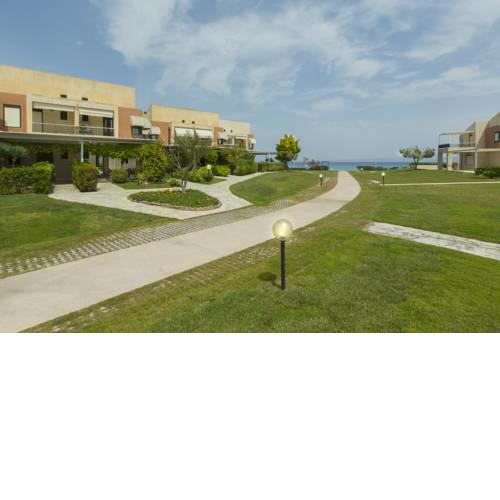 Villa Dihtia on the sea