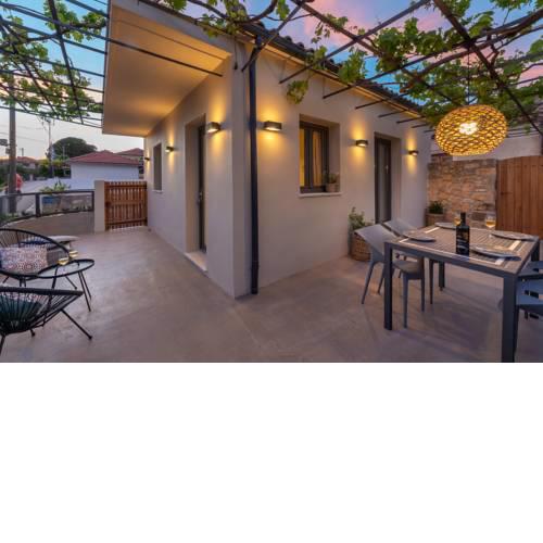 Villa Dimitra - Saint Nikolas Retreat