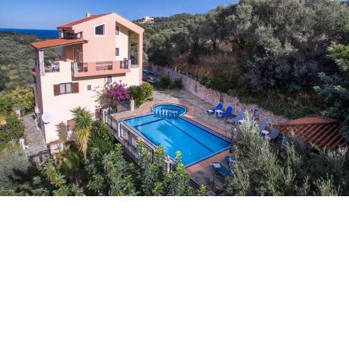Villa Dimosthenis 4 bedrooms with private pool
