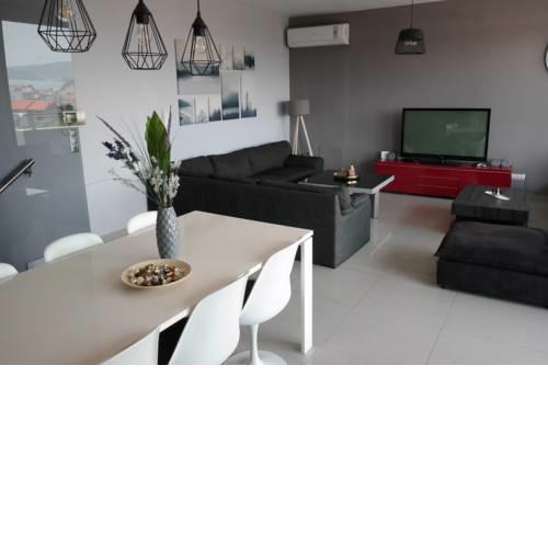 Villa Discovery