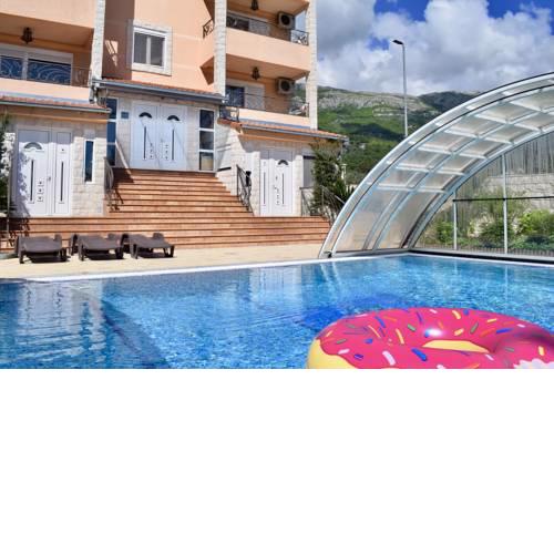 Villa Dolphin Apartments
