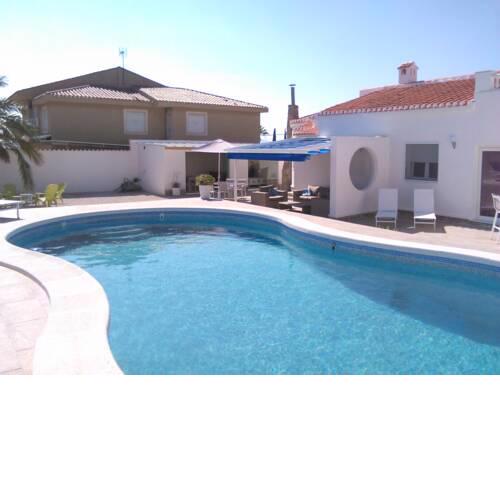 VILLA DOS-LAGOS