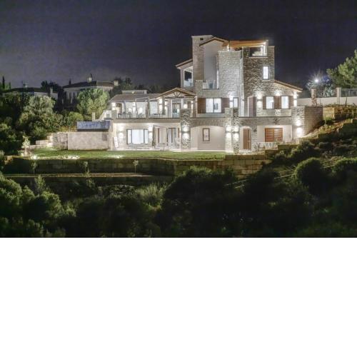 Villa Elea, Aphrodite Hills - 5 Bedrooms, 5 Bathrooms.