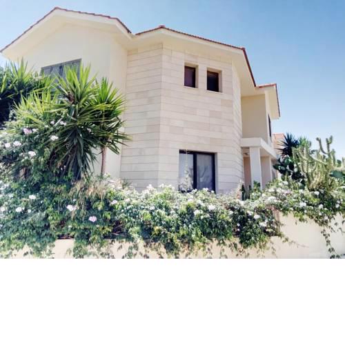Villa Elena