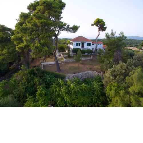 Villa eleni
