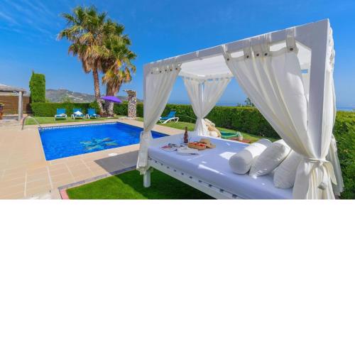 Villa Elvira Torrox by Ruralidays