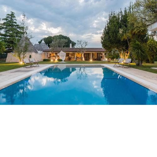 Villa Enò Trulli & Pool