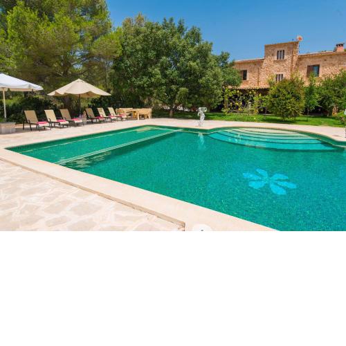 VILLA ESPIGA WITH HEATED POOL AND SALT WATER