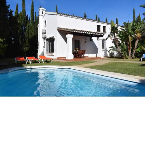 Villa Esterlicia en Cortijo Pinitos