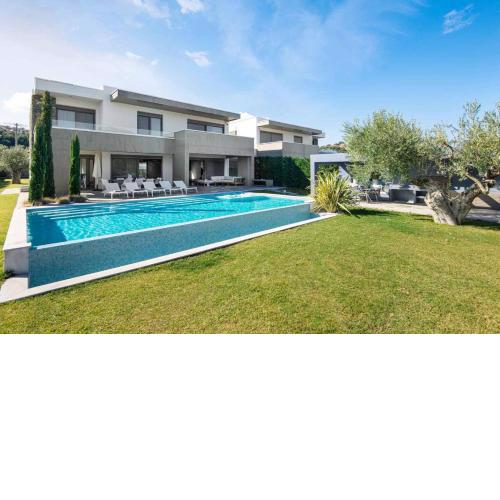 Villa Evi, Hanioti