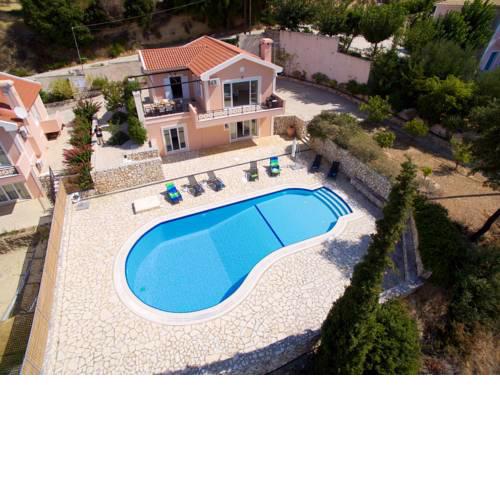 Villa Falcon