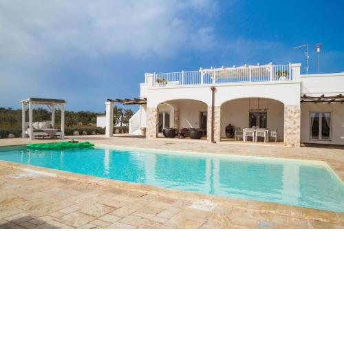 Villa Falgheri - Villa con piscina in Puglia