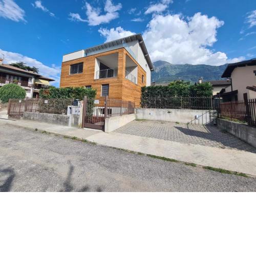 VILLA FAMILY COLICO WITH POOL