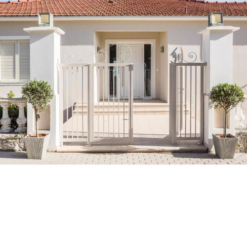 Villa Feinikas