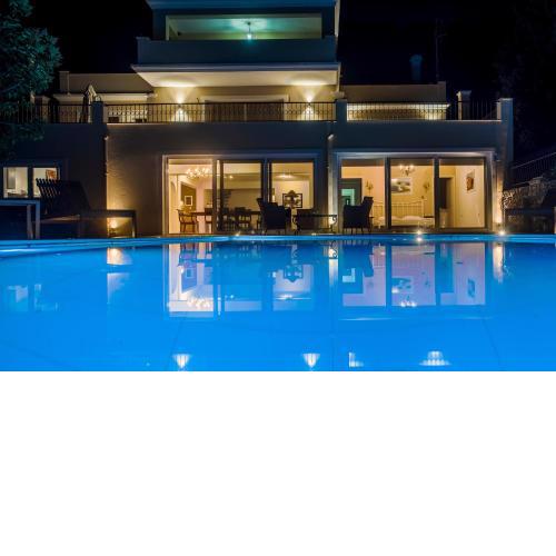 Villa Fioraki