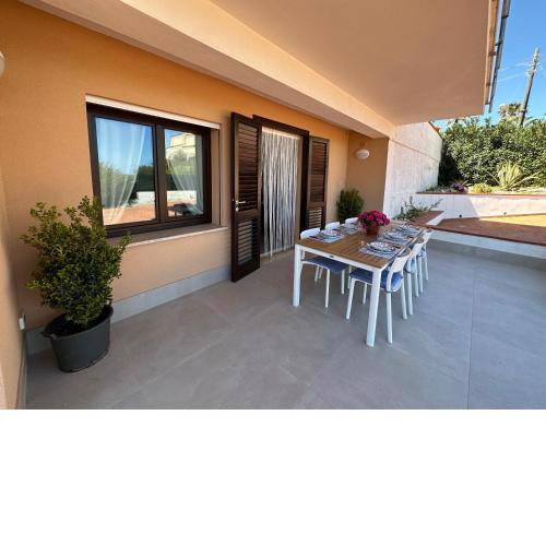 Villa FIORENZA - 100 mt dal Mare