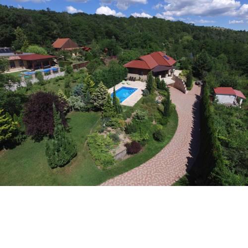 Villa Forest Fót